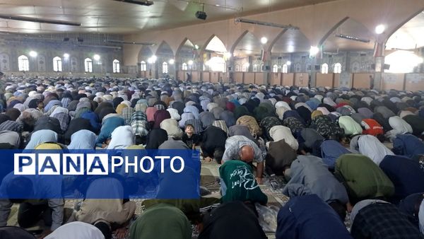 حضور پرشور مردم یاسوج در نماز جمعه خشم 