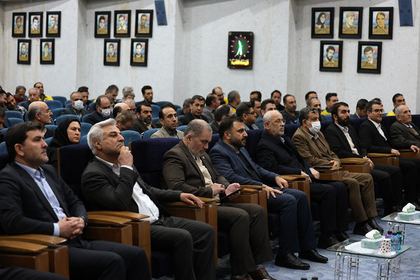 مراسم افتتاح ۳ سامانه تجزیه هوشمند برای انواع مرسولات پستی