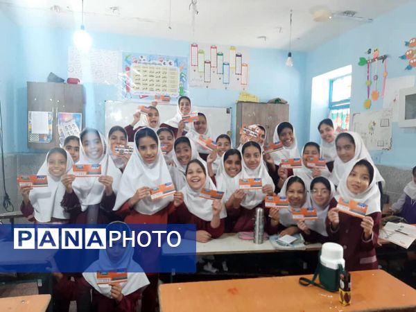 جشن روز دختر در دبستان دخترانه شهید علی‌رضایی