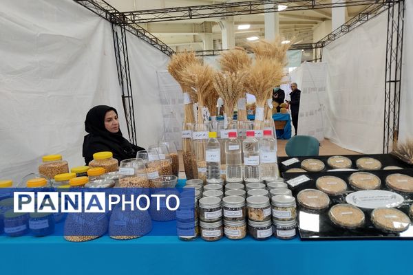 بیست و ششمین نمایشگاه دستاوردهای پژوهشی استان اردبیل 