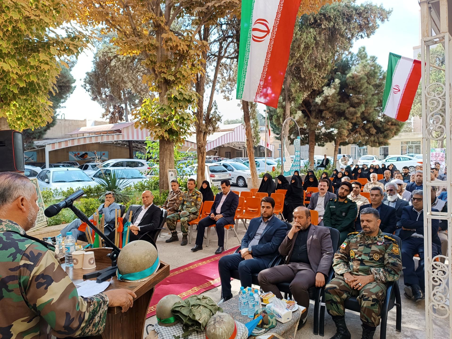 گرامیداشت هفته دفاع مقدس در اداره آموزش و پرورش ناحیه ۳ مشهد