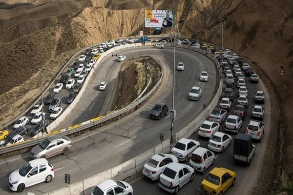 جاده چالوس از ساعت ۱۲ ظهر امروز یک‌طرفه می‌شود