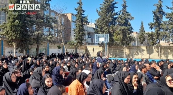 نواخته شدن زنگ آغاز سال تحصیلی جدید در شهرستان مرزی پارس آباد