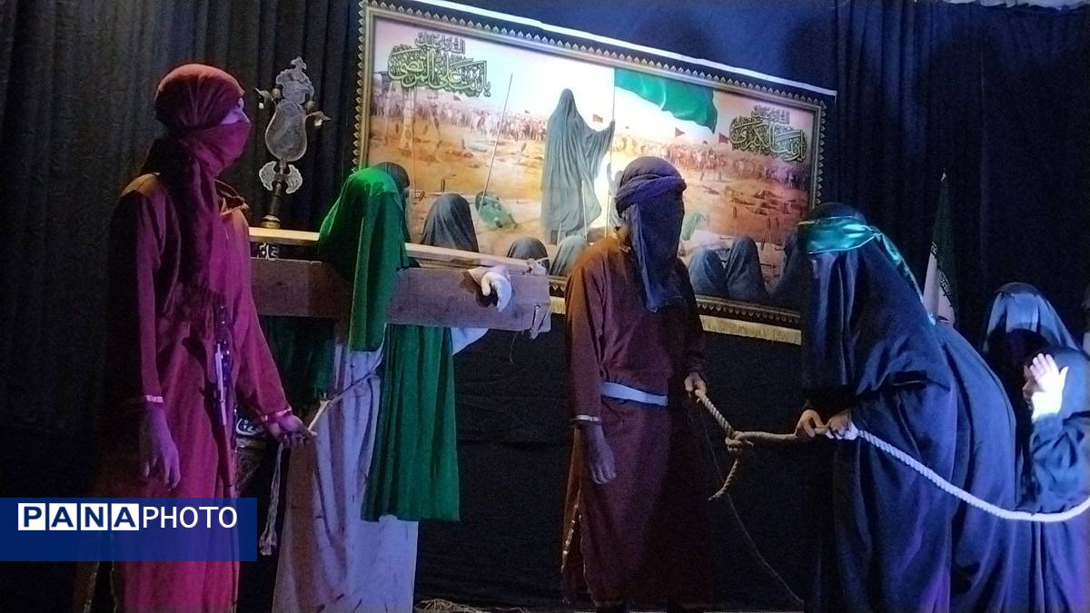 عزاداری شب هفتم محرم در دبیرستان فرزانگان