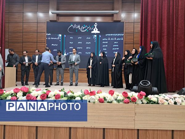 نوزدهمین جشنواره طلایه داران طرح و برنامه‌های معاونت آموزش ابتدایی 