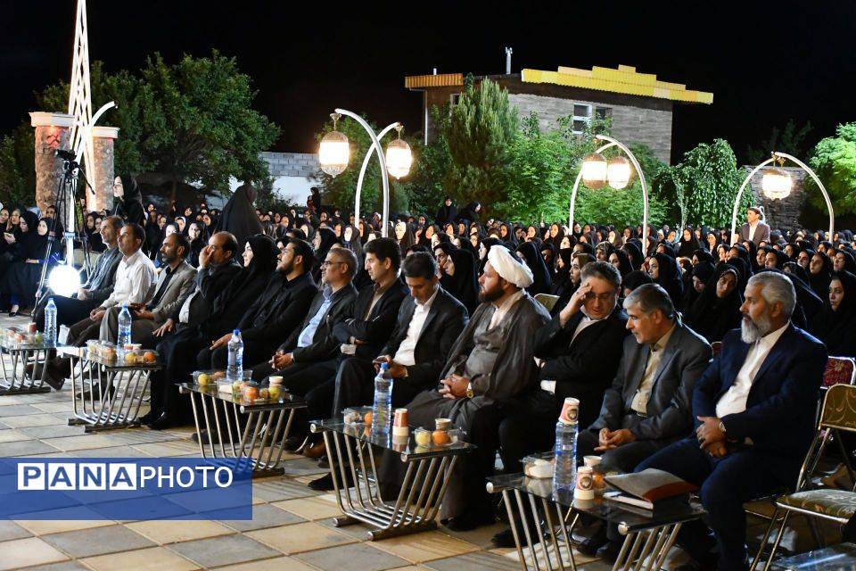 هفتهای برای ستایش دانایی؛ جشن معلمان در تالار ملک برگزار شد