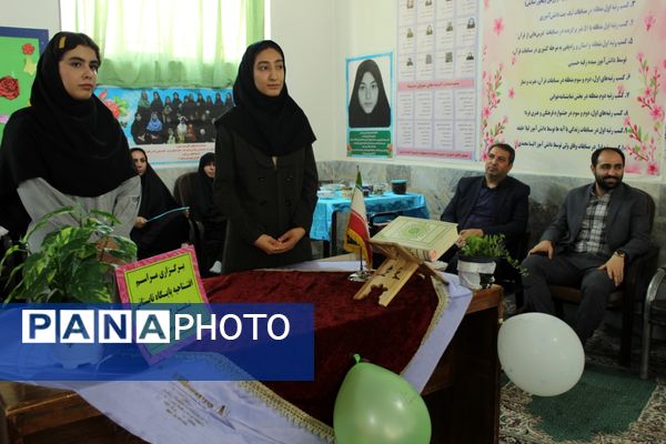 تابستانی متفاوت در دبیرستان دخترانه توحید یک؛آغاز فعالیت های مهارت محور پایگاه تابستانی