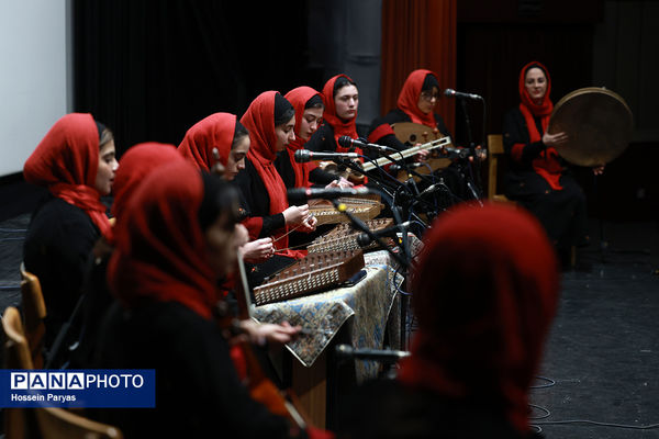 اجرای مدرسه هنرهای زیبای اصفهان و هنرستان دخترانه قزوین در فرهنگسرای ارسباران