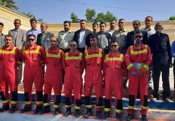 گرامیداشت روز آتشنشانی و ایمنی در دبستان مولوی فین