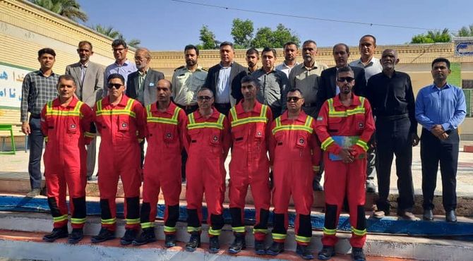 گرامیداشت روز آتش‌نشانی و ایمنی در دبستان مولوی فین