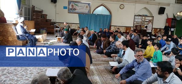 حضور رئیس حوزه علمیه شیروان در جمع معتکفین مسجد جامع شیروان