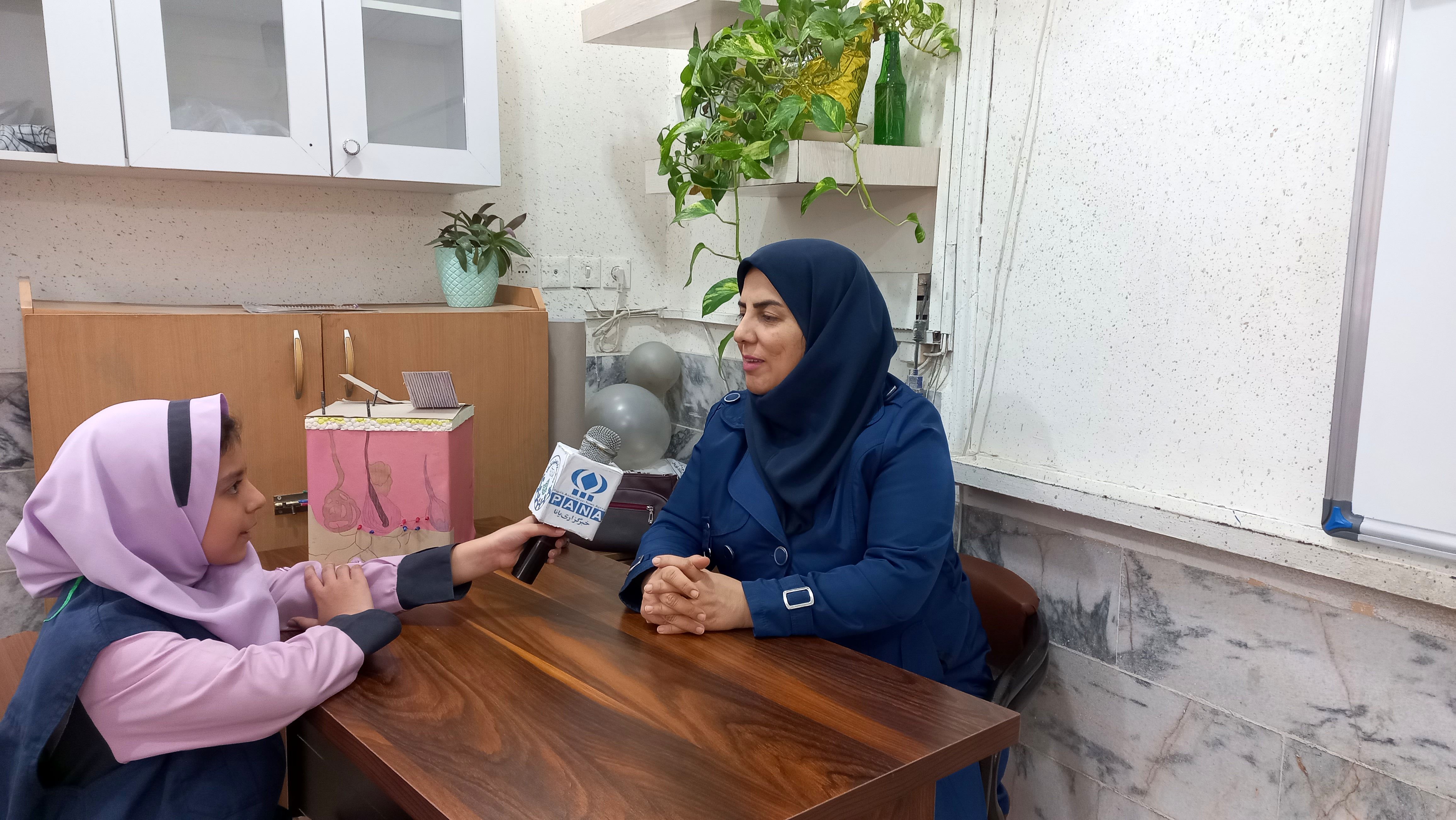 دانش‌آموزان باید با فعالیت‌های علمی و پژوهشی آشنا شوند