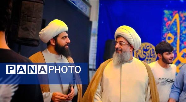 مراسم اعتکاف دانش‌آموزی در اولین روز اعتکاف در ساوجبلاغ