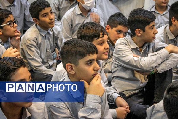 جشن میلاد امام حسن عسکری(ع) در دبیرستان تهرانی باقرشهر 
