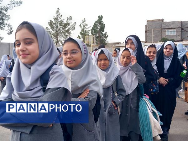 مراسم آغاز سال تحصیلی جدید در دبستان توحید 