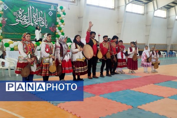 برگزاری جشن روز دختر در سالن کارگر فاروج