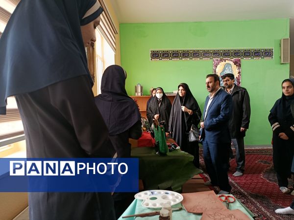 رونمایی از سه اثر به قلم سه دبیر دماوند