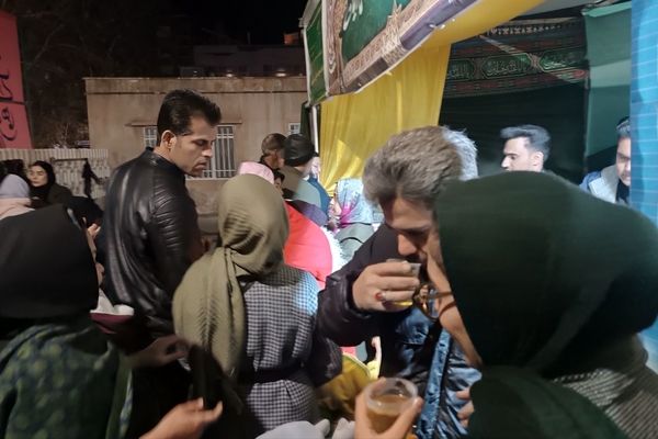 جشن خیابانی مهر علوی در شهرستان کاشمر 