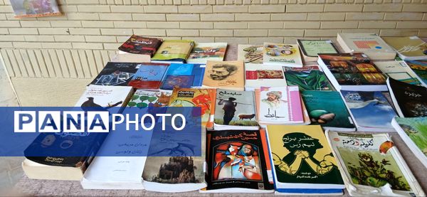 افتتاح «کافه‌کتاب» دبیرستان شهیده مریم فرهانیان