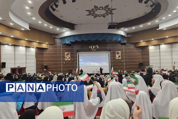 همایش بزرگ همیاران طبیعت و آموزش همگانی حفاظت از محیط زیست در منطقه پردیس 