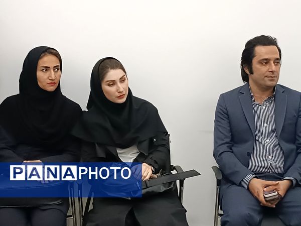 دیدار نوروزی نماینده شهرستان‌های محمودآباد و نور با مدیران ادارات در محمودآباد 