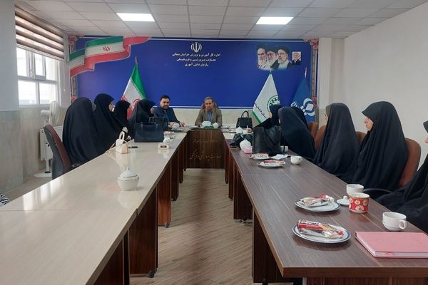 نشست «نقش دانش‌آموزان در دشمن‌شناسی و یهودستیزی» در سازمان دانش‌آموزی استان خراسان شمالی
