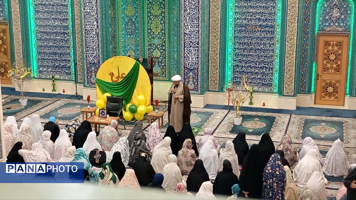 اولین روز اعتکاف دانش‌آموزی ناحیه 2 کرج و شهرستان فردیس