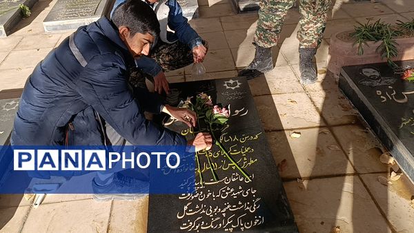 اجرای طرح لاله‌های روشن در آموزشگاه شیخ فضل‌الله نوری 