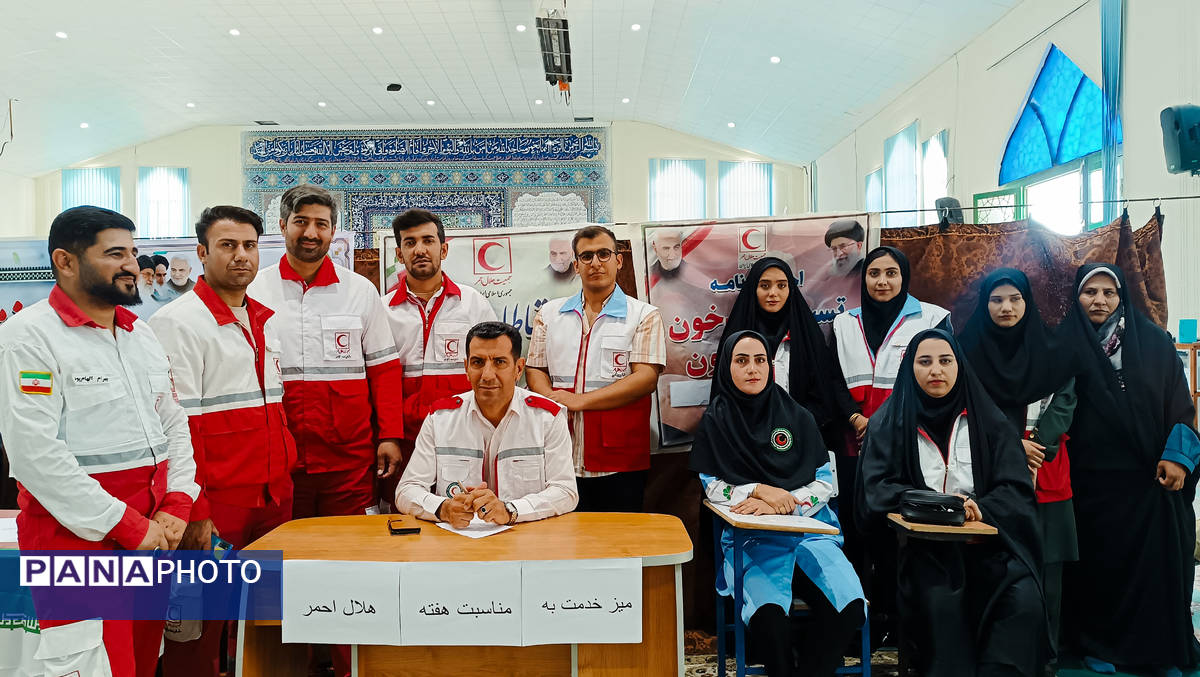 حضور امدادگران و کارکنان جمعیت هلال احمر در نماز عبادی، سیاسی جمعه شهرستان مارگون