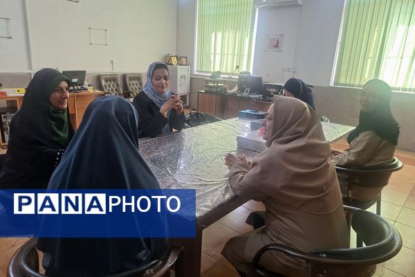 تقدیر از مدیر، کادر آموزشی و پرورشی آموزشگاه پویش ناحیه ۳شیراز 