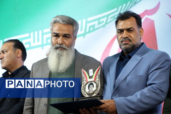 یادواره شهدا هنرستان فنی انقلاب اسامی یزد