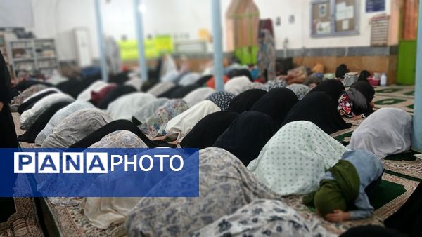 جوانه‌های بندگی در دیشموک؛ حضور پرشور دختران در اعتکاف