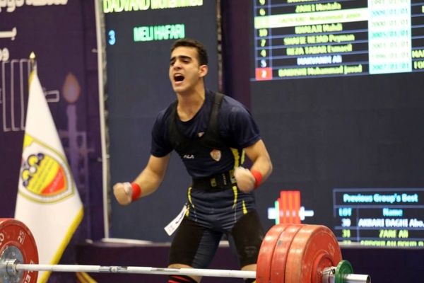 رکوردشکنی وزنه‌بردار ایرانی مورد توجه فدراسیون وزنه برداری آسیا