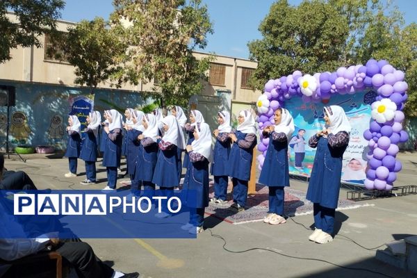 مراسم جشن شکوفه‌ها در ناحیه یک زنجان