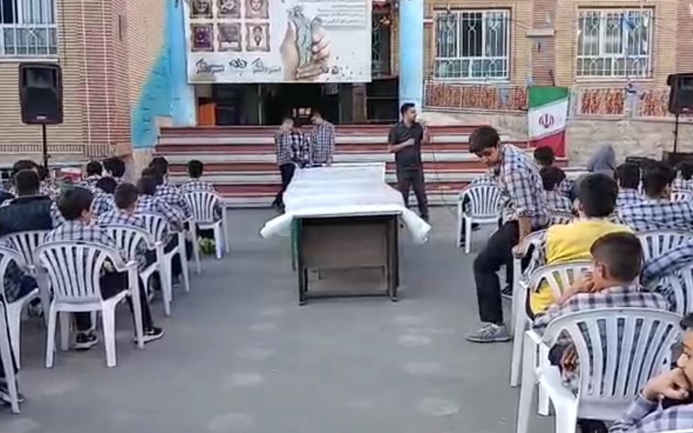 گرامیداشت روز دانش آموز در مدرسه امیرکبیر قم