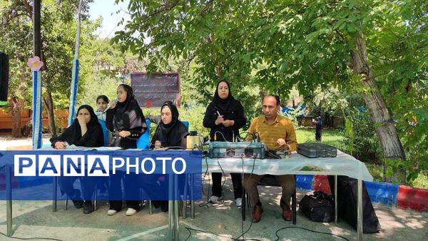 اردوی مادر دختری دانش‌آموزان ناحیه یک مشهد به‌مناسبت روز خانواده