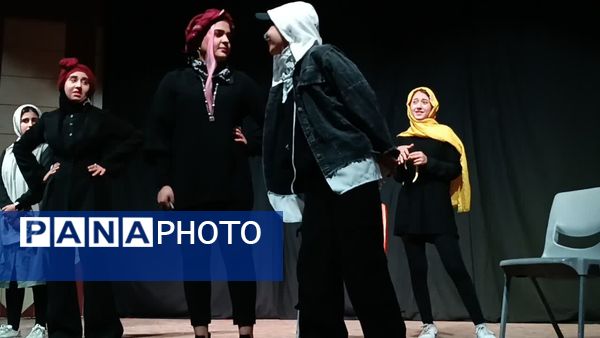 چهل و سومین دوره مسابقات فرهنگی هنری فردا در گروه تئاتر