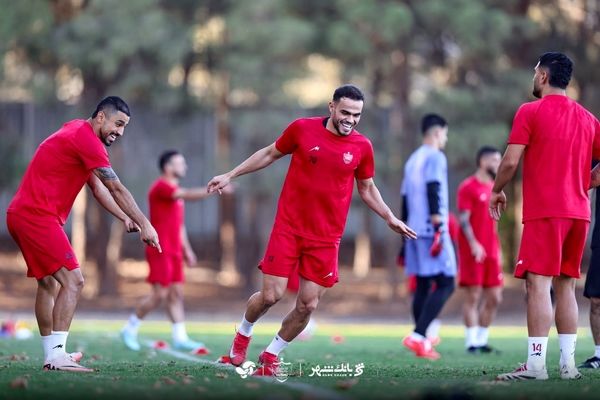 اعلام ترکیب پرسپولیس مقابل تراکتور/ عالیشاه غایب بزرگ پرسپولیس
