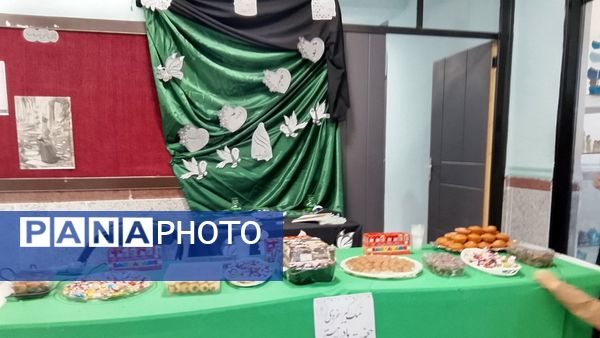 ایستگاه صلواتی دبیرستان حضرت آسیه(س) در ایام فاطمیه