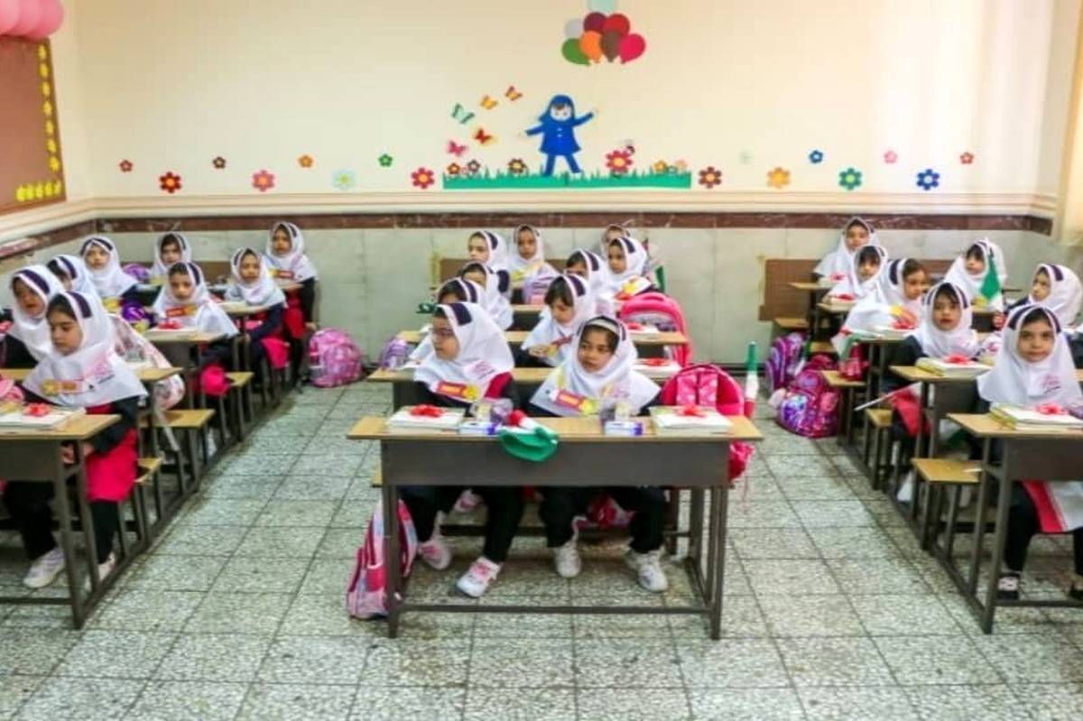 دستورالعمل ثبتنام دانشآموزان برای سال تحصیلی ۱۴۰۵–۱۴۰۴ ابلاغ شد