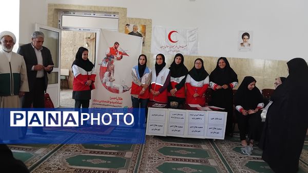 میز خدمت مسئولان در نماز جمعه شهر وردنجان