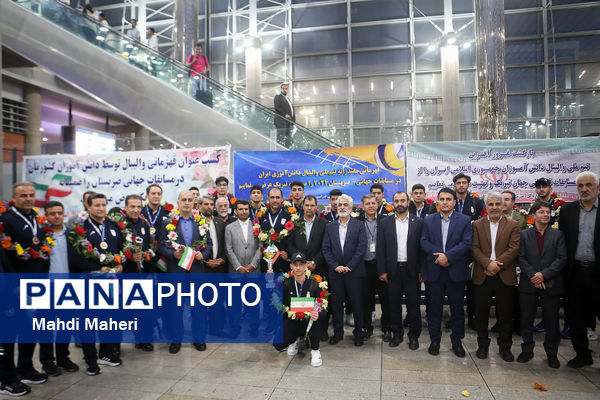 آیین استقبال از تیم‌ ملی والیبال دانش‌آموزی ایران