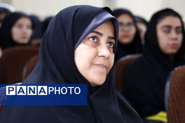 همایش انتخاب رشته کنکور در شهرستان پاکدشت 