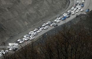 ترافیک خودرویی در کندوان و آزاد راه تهران شمال سنگین است