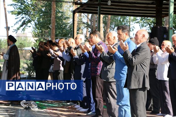 برگزاری باشکوه نماز عید سعید قربان در سطح شهرستان ملارد با حضور پرشور مردم
