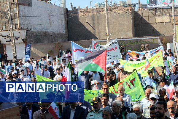 راهپیمایی روز دانش‌آموز در شهرستان بم