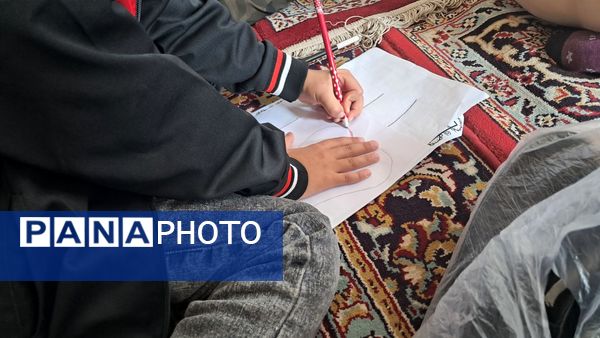 برپایی غرفه کودک در نمازجمعه کاشمر