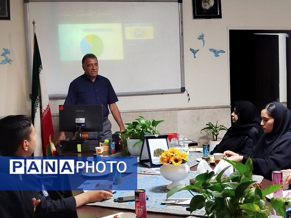 بحران آب مشهد زیر ذره‌بین رسانه‌ها و کارشناسان در فرهنگسرای محیط زیست