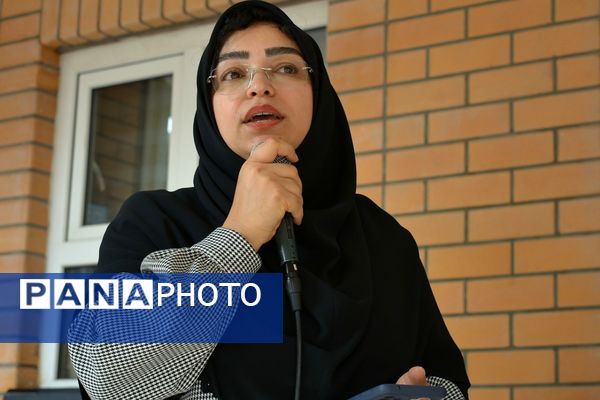 نماز باران، همخوانی زمین و آسمان در دبیرستان ولایت بهارستان‌دو