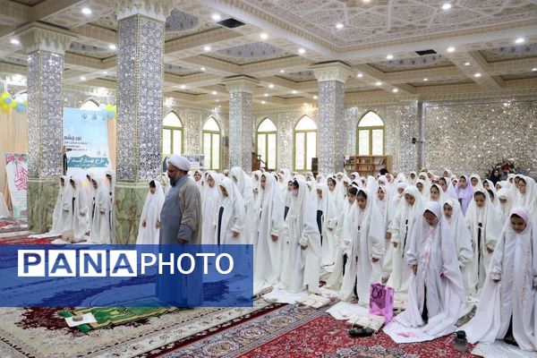 مراسم جشن تکلیف250 دانش آموز شهر صفادشت